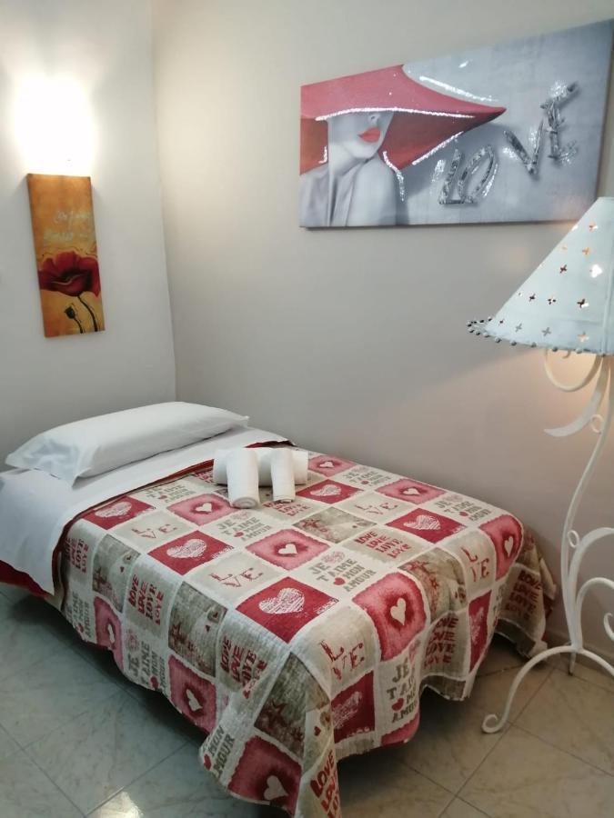 那不勒斯Little House Camilla公寓 外观 照片